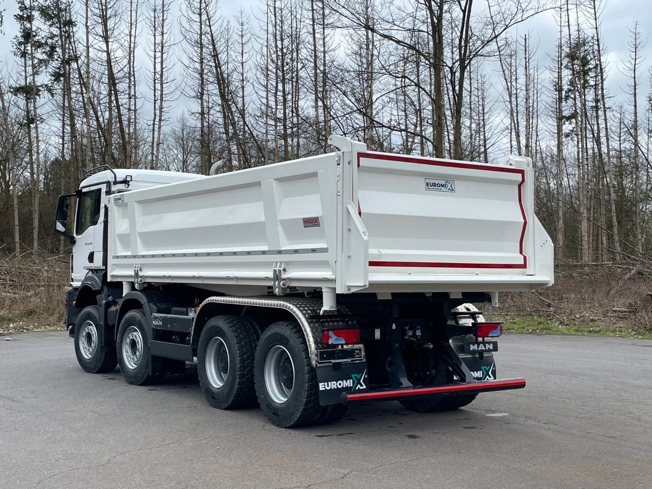 MAN TGS 35.520 8x4 EuromixMTP 3-Seiten-Kipper - Volquete camión: foto 4 MAN TGS 35.520 8x4 EuromixMTP 3-Seiten-Kipper - Volquete camión: foto 4