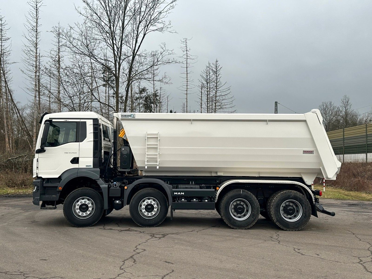 MAN TGS 41.400 8x4 / EUROMIX MTP 20m³/ EURO 5 - Volquete camión: foto 4 MAN TGS 41.400 8x4 / EUROMIX MTP 20m³/ EURO 5 - Volquete camión: foto 4
