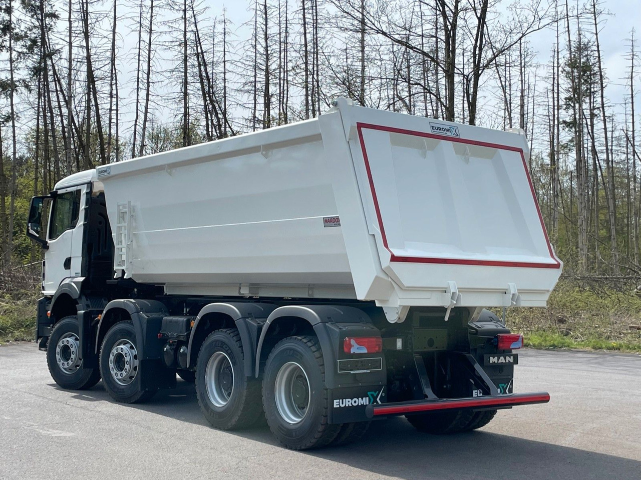 MAN TGS 41.400 8x4 / EUROMIX MTP 20m³/ EURO2 Kipper - Portacontenedor de cadenas camión: foto 5 MAN TGS 41.400 8x4 / EUROMIX MTP 20m³/ EURO2 Kipper - Portacontenedor de cadenas camión: foto 5