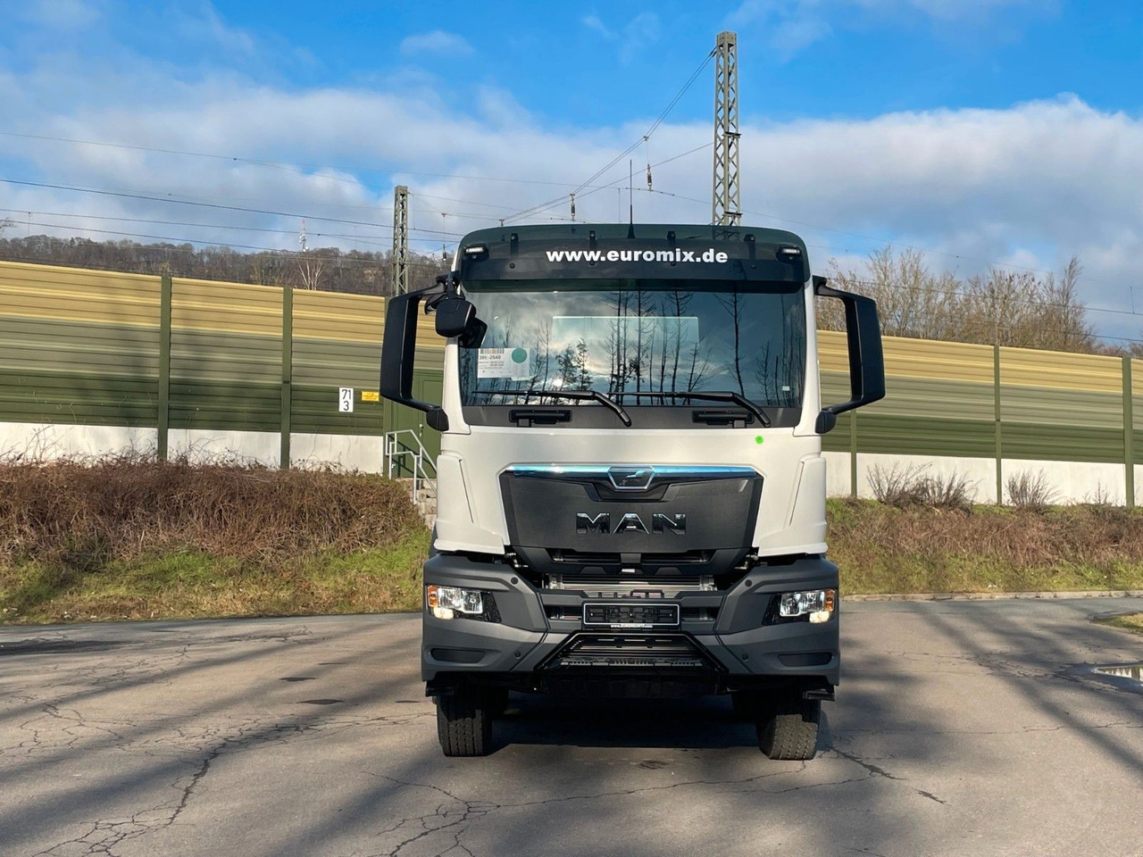 MAN TGS 41.400 8x4 / EuromixMTP EM 10m³ R/ EURO 5 - Camión hormigonera: foto 2 MAN TGS 41.400 8x4 / EuromixMTP EM 10m³ R/ EURO 5 - Camión hormigonera: foto 2