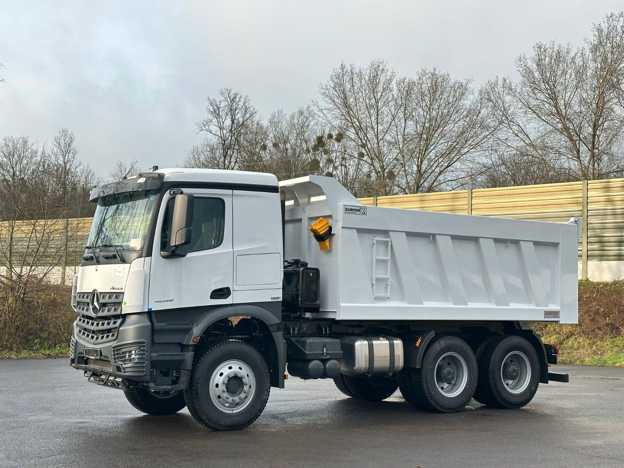 Mercedes-Benz 4048 6X4 Arcos 5 EuromixMTP Dumper Kipper - Volquete camión: foto 5 Mercedes-Benz 4048 6X4 Arcos 5 EuromixMTP Dumper Kipper - Volquete camión: foto 5