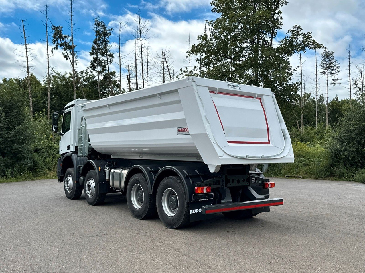 Mercedes-Benz 4142 8X4 Mulden- Kipper - EuromixMTP - Volquete camión: foto 4 Mercedes-Benz 4142 8X4 Mulden- Kipper - EuromixMTP - Volquete camión: foto 4