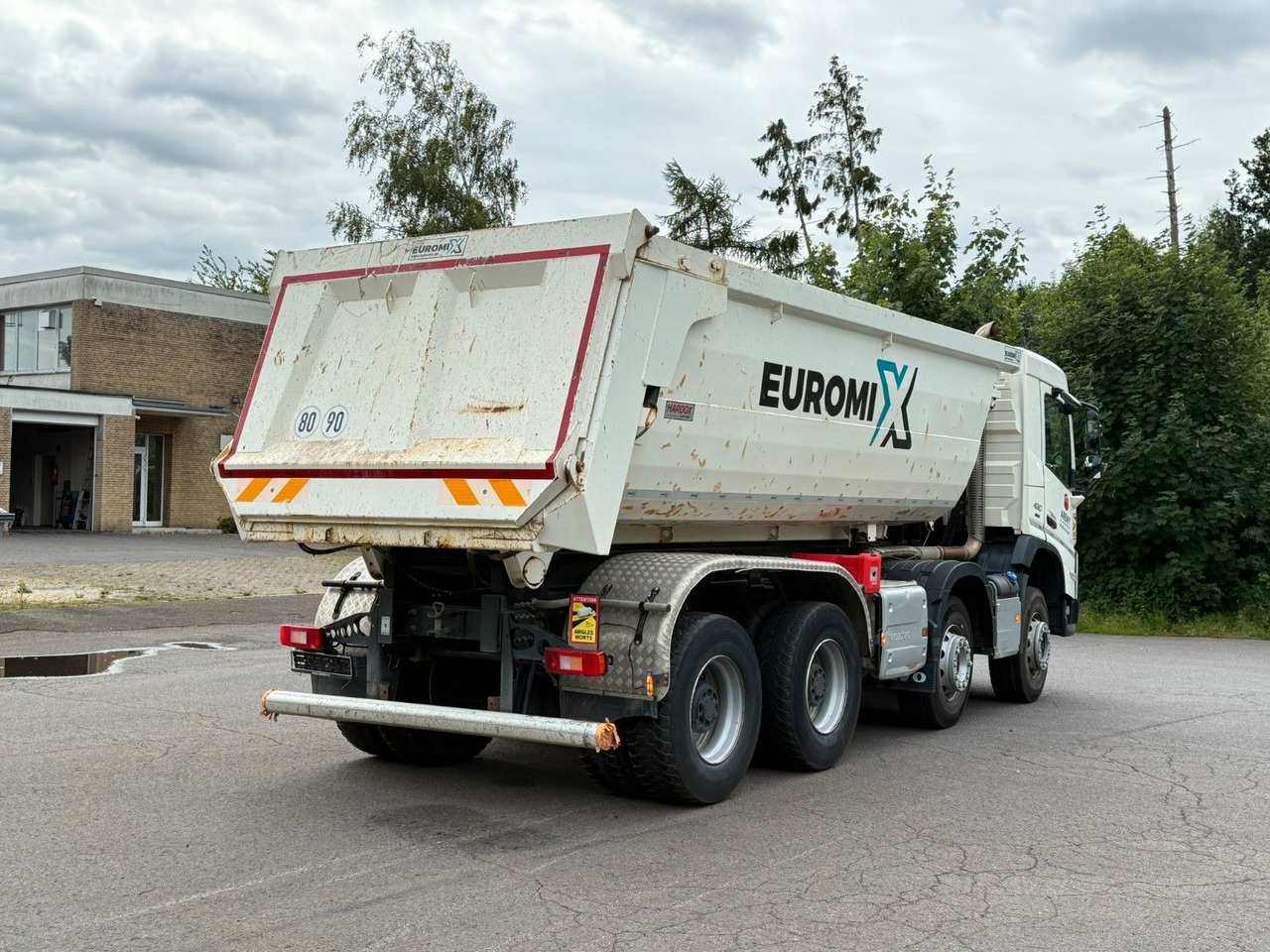 Volvo FMX 430 8X4 EuromixMTP 16m³ Hydraulische Klappe - Volquete camión: foto 5 Volvo FMX 430 8X4 EuromixMTP 16m³ Hydraulische Klappe - Volquete camión: foto 5