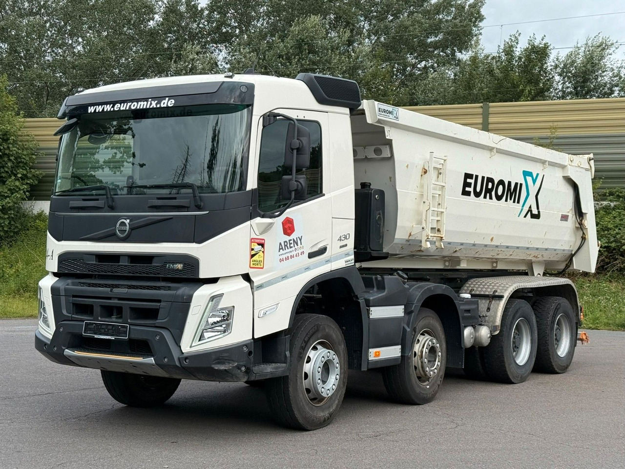 Volvo FMX 430 8X4 EuromixMTP 16m³ Hydraulische Klappe - Volquete camión: foto 3 Volvo FMX 430 8X4 EuromixMTP 16m³ Hydraulische Klappe - Volquete camión: foto 3