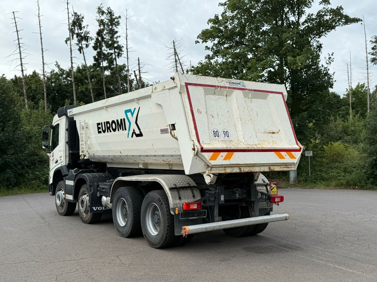 Volvo FMX 430 8X4 EuromixMTP 16m³ Hydraulische Klappe - Volquete camión: foto 4 Volvo FMX 430 8X4 EuromixMTP 16m³ Hydraulische Klappe - Volquete camión: foto 4