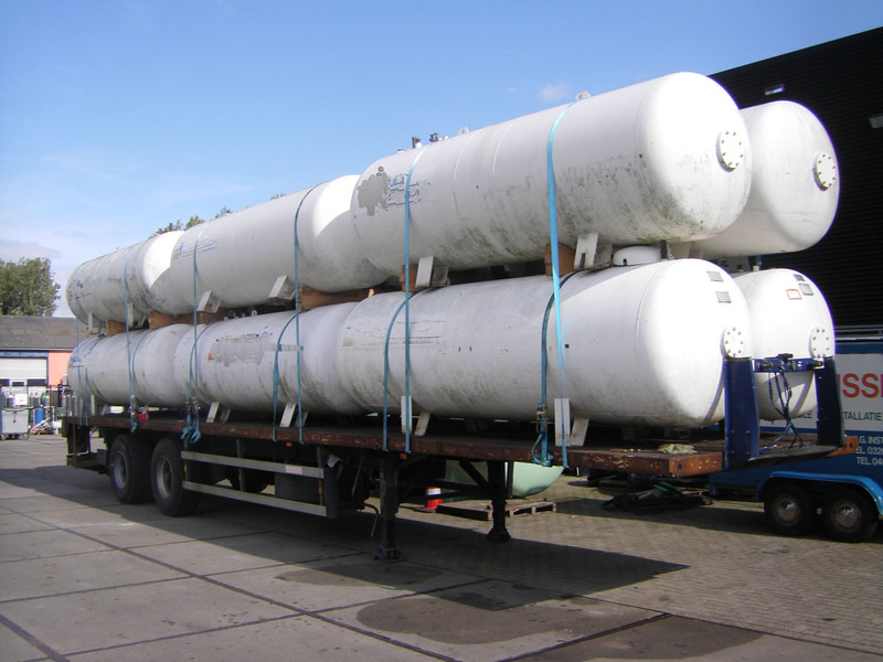 5000 L (2,5 ton) Gastank on trailer -Gas, Gaz, LPG, GPL, Propane, Butane tanks aboveground working pressure 15.6 bar Used tanks-Also available per single piece ID 1.005 - Depósito de combustible para Camión: foto 3 5000 L (2,5 ton) Gastank on trailer -Gas, Gaz, LPG, GPL, Propane, Butane tanks aboveground working pressure 15.6 bar Used tanks-Also available per single piece ID 1.005 - Depósito de combustible para Camión: foto 3