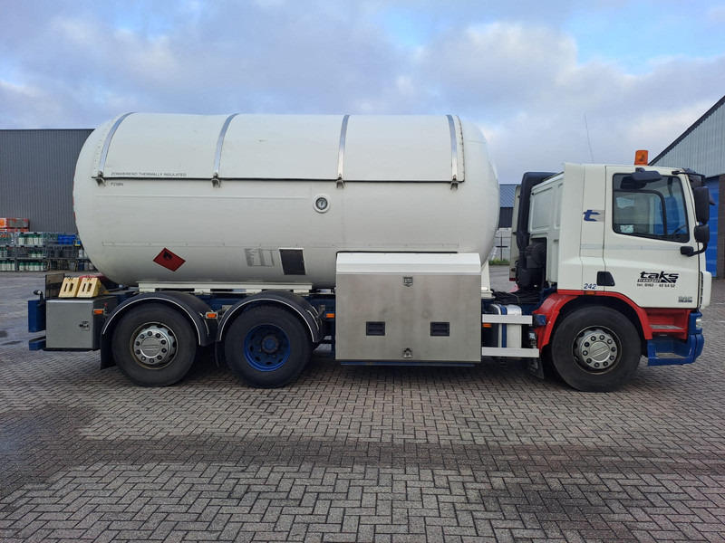 DAF FAN CF75. 6x2 -24030 Liter Gas tank truck ID 2.166 Rootselaar, flowmeter, pump, sunroof on tank - Cisterna camión: foto 1 DAF FAN CF75. 6x2 -24030 Liter Gas tank truck ID 2.166 Rootselaar, flowmeter, pump, sunroof on tank - Cisterna camión: foto 1