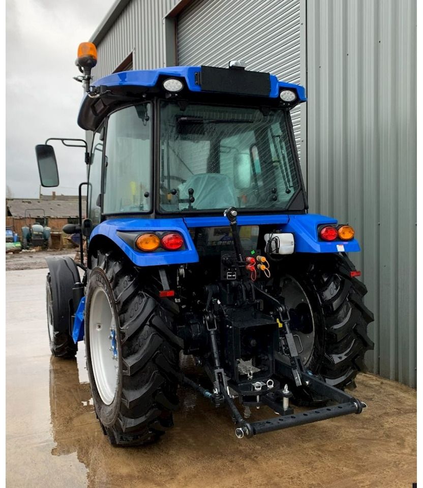 Solis S50 Shuttle XL Cab 4WD Compact Tractor - Tractor viñedo/ Frutero: foto 3 Solis S50 Shuttle XL Cab 4WD Compact Tractor - Tractor viñedo/ Frutero: foto 3