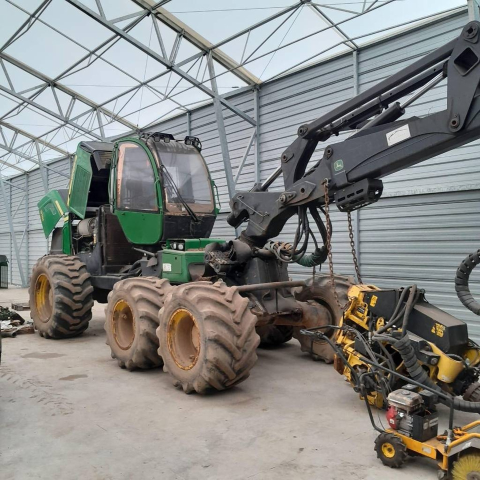 John Deere 1270 E - Procesadora forestal: foto 1 John Deere 1270 E - Procesadora forestal: foto 1