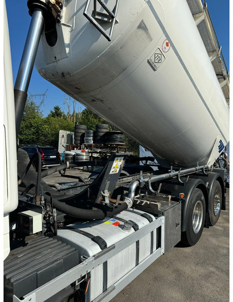 Scania R580 V8 6x2, Retarder, Compressor, Silo / Bulk, 2015 - Cisterna camión: foto 4 Scania R580 V8 6x2, Retarder, Compressor, Silo / Bulk, 2015 - Cisterna camión: foto 4