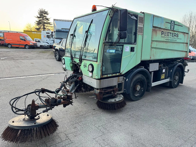 Bucher CITYCAT 5000SL **SWEEPER-BALAYEUSE** - Barredora vial: foto 1 Bucher CITYCAT 5000SL **SWEEPER-BALAYEUSE** - Barredora vial: foto 1