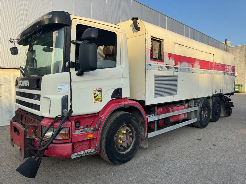 Scania P94-300 **BURTEC BITUM SPRAYER-BELGIAN TRUCK** - Camión: foto 1 Scania P94-300 **BURTEC BITUM SPRAYER-BELGIAN TRUCK** - Camión: foto 1