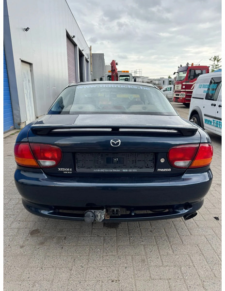 Mazda Xedos **XEDOS 6-2.0 V6-AC** - Sedan: foto 5 Mazda Xedos **XEDOS 6-2.0 V6-AC** - Sedan: foto 5