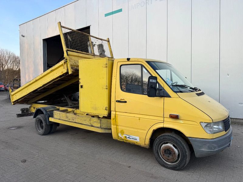 Mercedes-Benz Sprinter **410D-5CYLINDER-MANUAL PUMP** - Volquete furgoneta: foto 1 Mercedes-Benz Sprinter **410D-5CYLINDER-MANUAL PUMP** - Volquete furgoneta: foto 1
