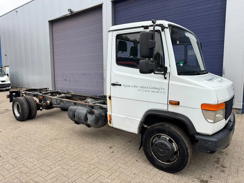 Mercedes-Benz VARIO 815D **CHASSIS-VARIO 815D** - Chasis camión: foto 3 Mercedes-Benz VARIO 815D **CHASSIS-VARIO 815D** - Chasis camión: foto 3