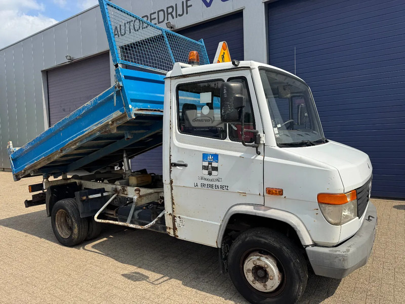 Mercedes-Benz Vario 612D **TRIBENNE-3SEITEN KIPPER** - Volquete camión: foto 2 Mercedes-Benz Vario 612D **TRIBENNE-3SEITEN KIPPER** - Volquete camión: foto 2
