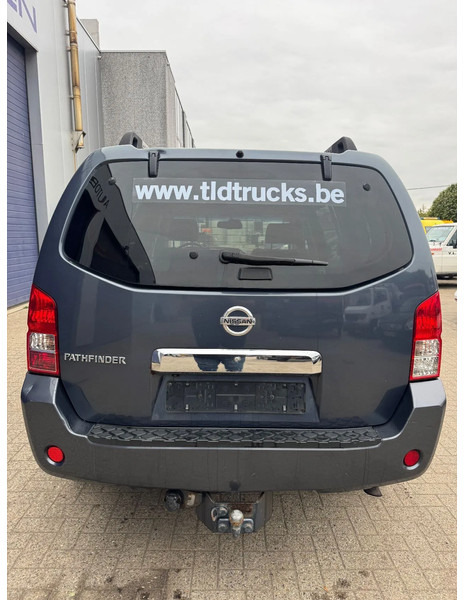 Nissan Pathfinder **2,5D-AIRCO-BELGIAN CAR** - Coche: foto 5 Nissan Pathfinder **2,5D-AIRCO-BELGIAN CAR** - Coche: foto 5