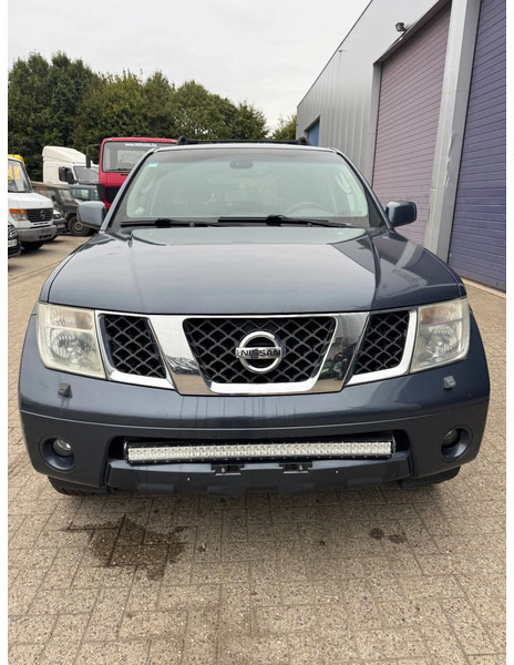 Nissan Pathfinder **2,5D-AIRCO-BELGIAN CAR** - Coche: foto 2 Nissan Pathfinder **2,5D-AIRCO-BELGIAN CAR** - Coche: foto 2