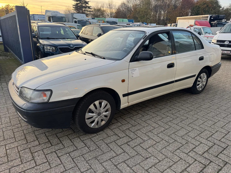 Toyota Carina E **1600XLI-VERRY CLEAN** - Sedan: foto 3 Toyota Carina E **1600XLI-VERRY CLEAN** - Sedan: foto 3