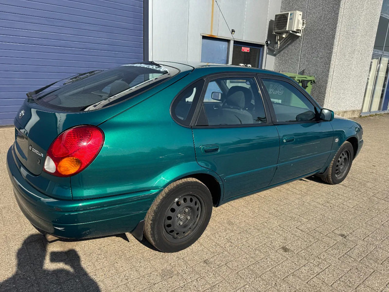 Toyota Corolla **5DOORS-PETROL-BELGIAN CAR-1A** - Sedan: foto 4 Toyota Corolla **5DOORS-PETROL-BELGIAN CAR-1A** - Sedan: foto 4