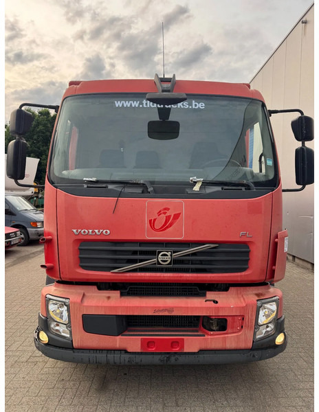 Volvo FL 240 **EURO4-BOITE MANUELLE** - Camión caja cerrada: foto 2 Volvo FL 240 **EURO4-BOITE MANUELLE** - Camión caja cerrada: foto 2