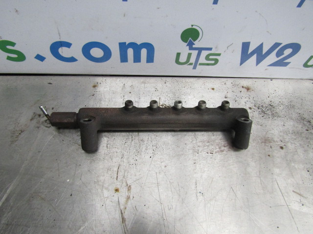 HINO 300 SERIES (N04C) FUEL RAIL - Motor y piezas para Camión: foto 1 HINO 300 SERIES (N04C) FUEL RAIL - Motor y piezas para Camión: foto 1