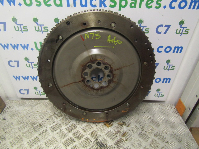 ISUZU N75 4HK1 EURO 5 FLYWHEEL AUTO GEARBOX - Volante de inercia para Camión: foto 2 ISUZU N75 4HK1 EURO 5 FLYWHEEL AUTO GEARBOX - Volante de inercia para Camión: foto 2