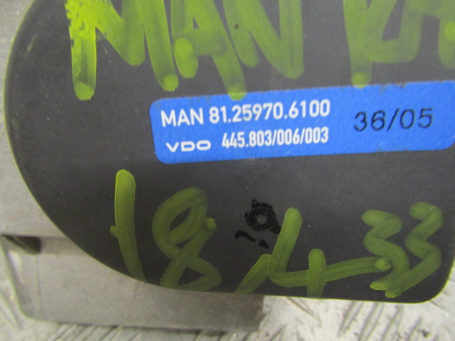 MAN TGA THROTTLE PEDAL CONTROL UNIT P/NO 81.25970.6100 - Sistema eléctrico para Camión: foto 2 MAN TGA THROTTLE PEDAL CONTROL UNIT P/NO 81.25970.6100 - Sistema eléctrico para Camión: foto 2