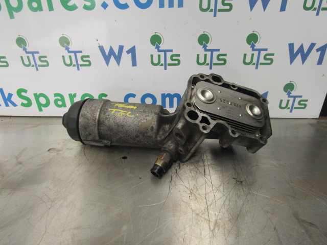 MAN TGL DO834 LFL54 OIL FILTER HOUSING AND COOLER COMPLETE - Motor y piezas para Camión: foto 1 MAN TGL DO834 LFL54 OIL FILTER HOUSING AND COOLER COMPLETE - Motor y piezas para Camión: foto 1