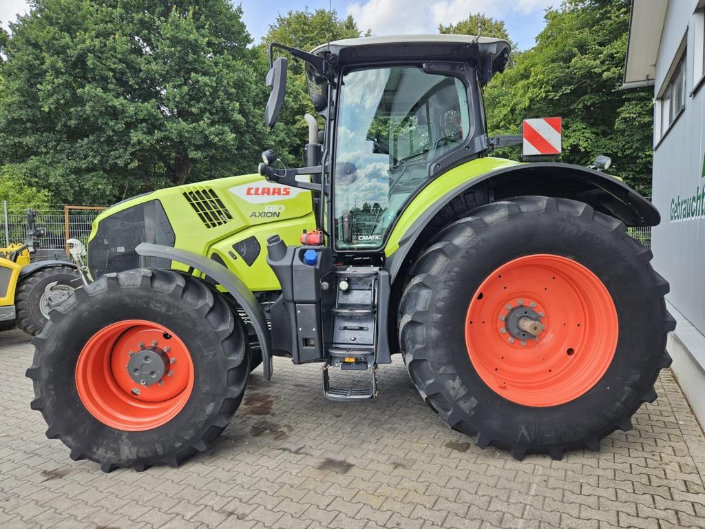 Tractor CLAAS AXION 810 CMATIC: foto 26