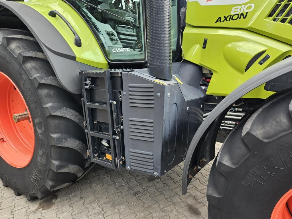 Tractor CLAAS AXION 810 CMATIC: foto 7
