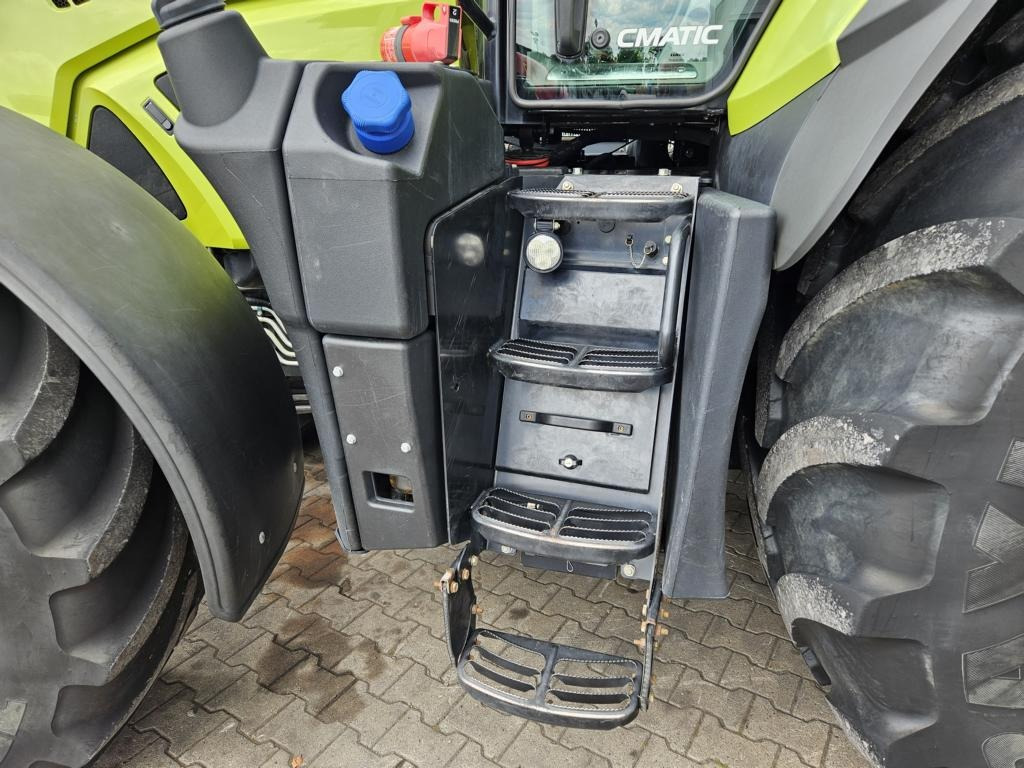 Tractor CLAAS AXION 810 CMATIC: foto 12