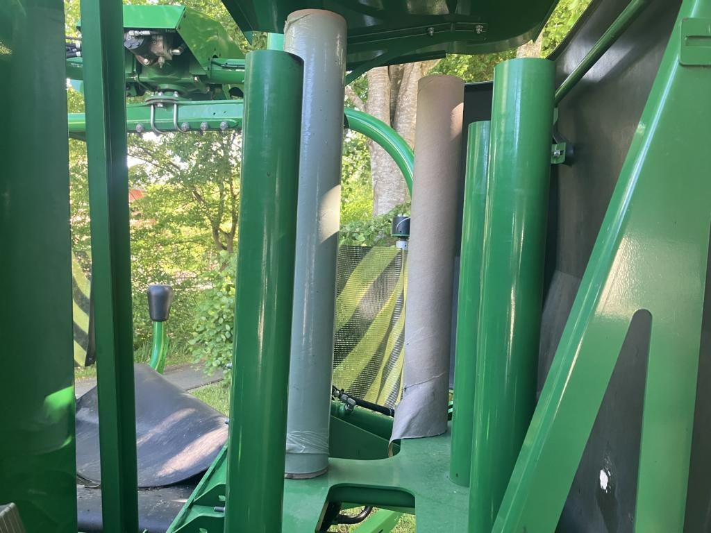 John Deere FESTKAMMER-KOMBIPRESSE C441R - Maquinaria de henificación: foto 4 John Deere FESTKAMMER-KOMBIPRESSE C441R - Maquinaria de henificación: foto 4