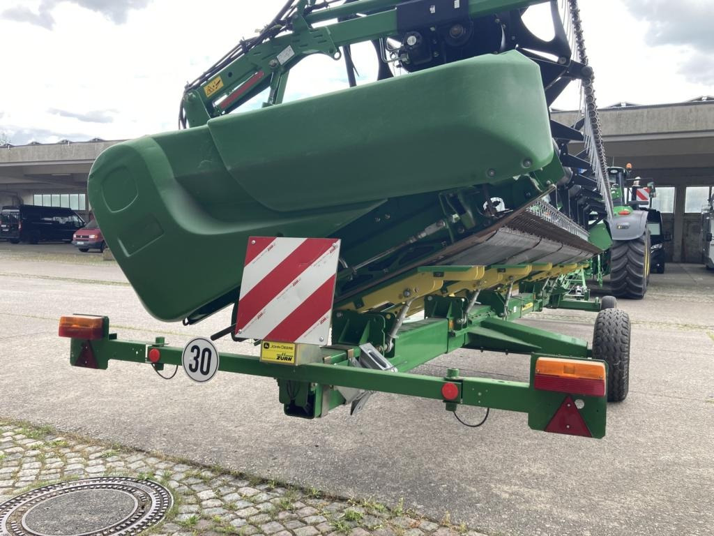 John Deere SCHNEIDWERK 630X - Cosechadora de granos: foto 5 John Deere SCHNEIDWERK 630X - Cosechadora de granos: foto 5