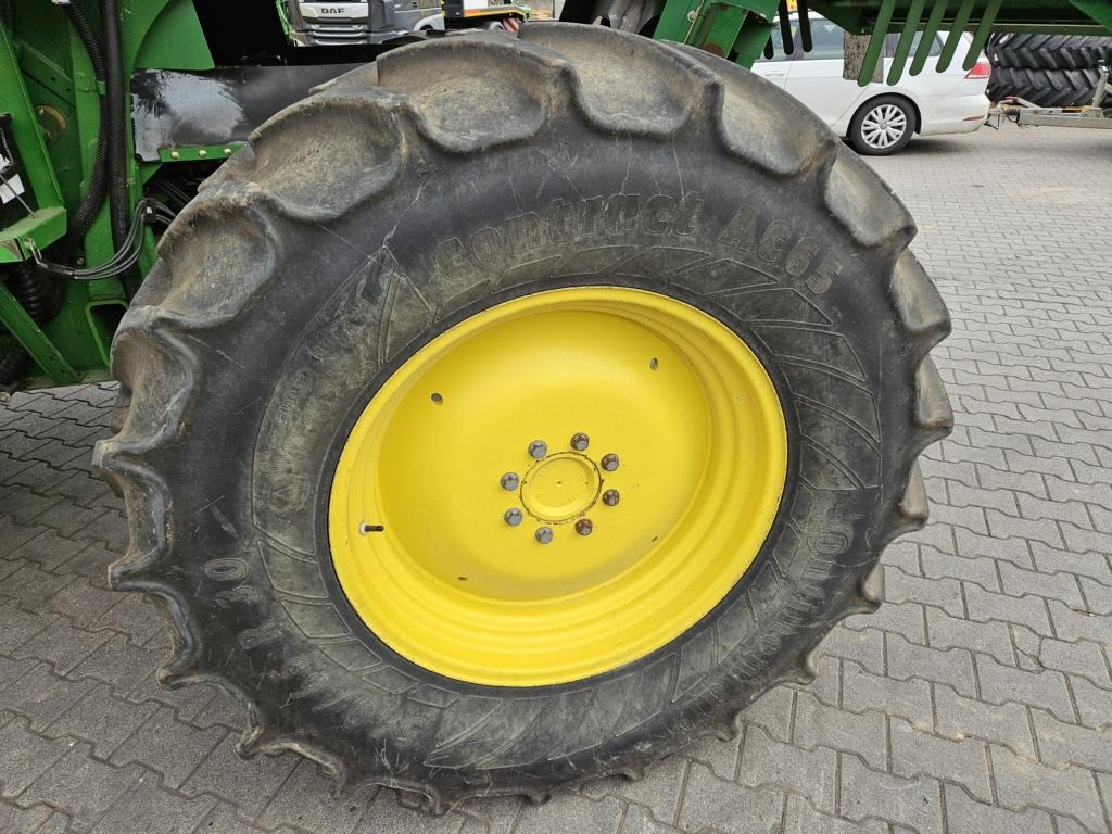 John Deere T560I - Cosechadora de granos: foto 2 John Deere T560I - Cosechadora de granos: foto 2