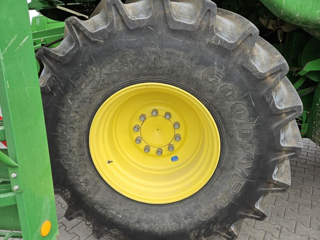 John Deere T560I - Cosechadora de granos: foto 4 John Deere T560I - Cosechadora de granos: foto 4