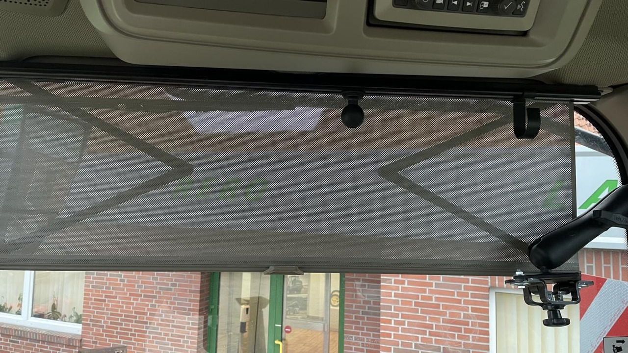 John Deere TRAKTOR 7R330 - Tractor: foto 3 John Deere TRAKTOR 7R330 - Tractor: foto 3