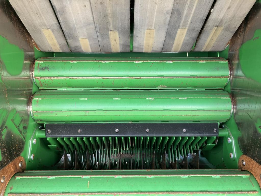 John Deere V461M - PAKET FÜR RUNDBALLENPR - Encintadora de pacas: foto 4 John Deere V461M - PAKET FÜR RUNDBALLENPR - Encintadora de pacas: foto 4