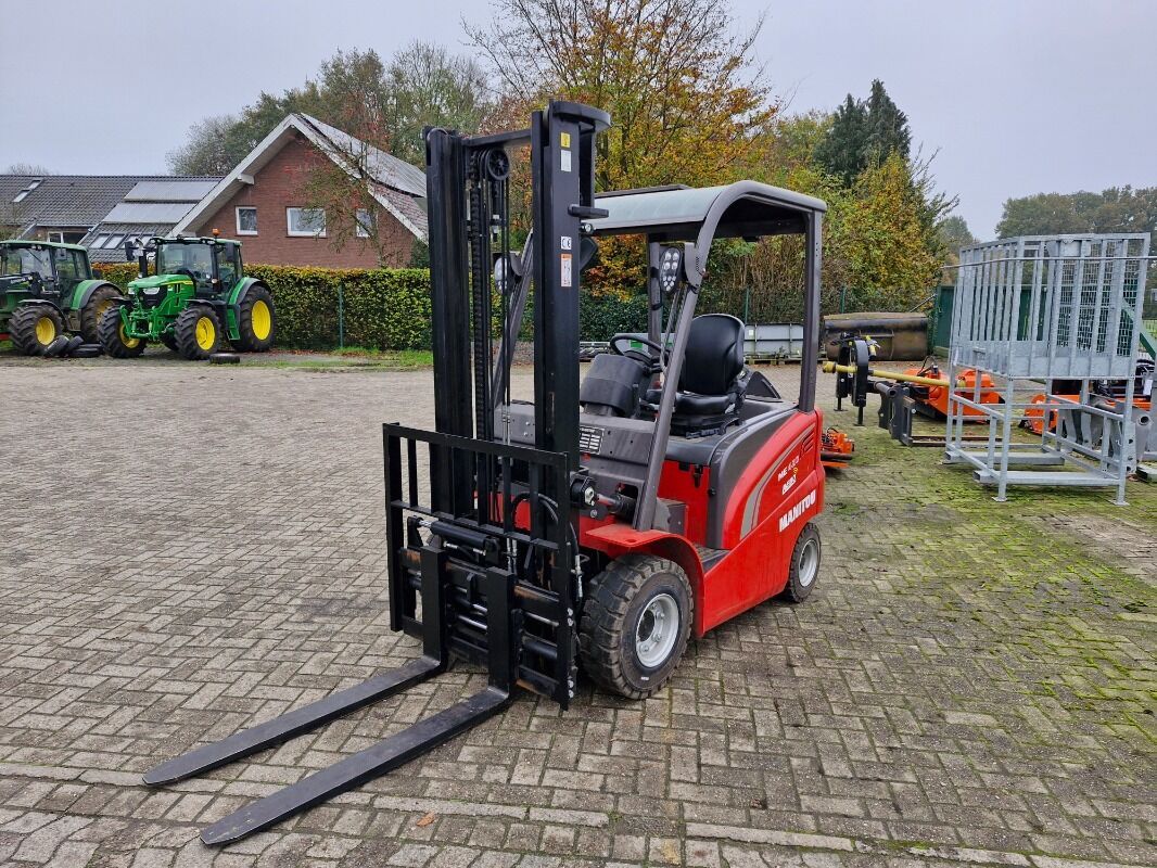Manitou ME 420 - Carretilla elevadora: foto 1 Manitou ME 420 - Carretilla elevadora: foto 1