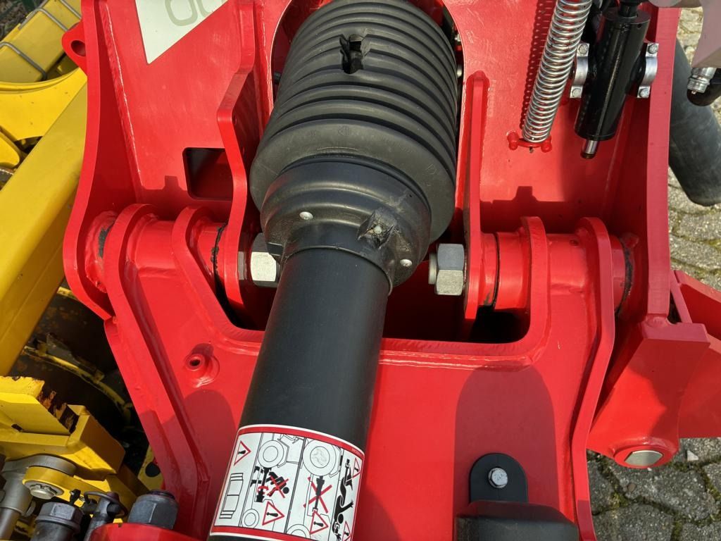 Pöttinger LION 503 C - Grada: foto 2 Pöttinger LION 503 C - Grada: foto 2