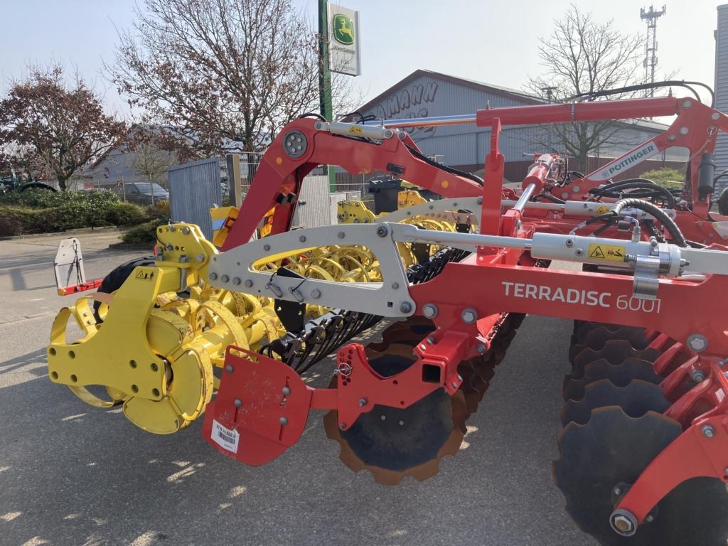 Pöttinger TERRADISC 6001 T - Rastras: foto 4 Pöttinger TERRADISC 6001 T - Rastras: foto 4