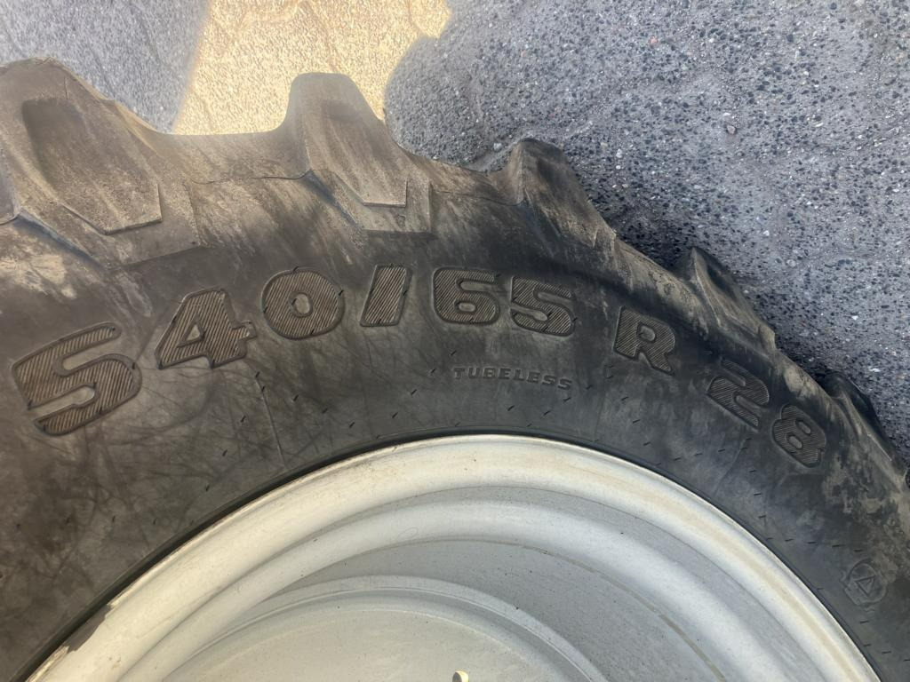 Valtra N 175 ACTIVE - Tractor: foto 2 Valtra N 175 ACTIVE - Tractor: foto 2