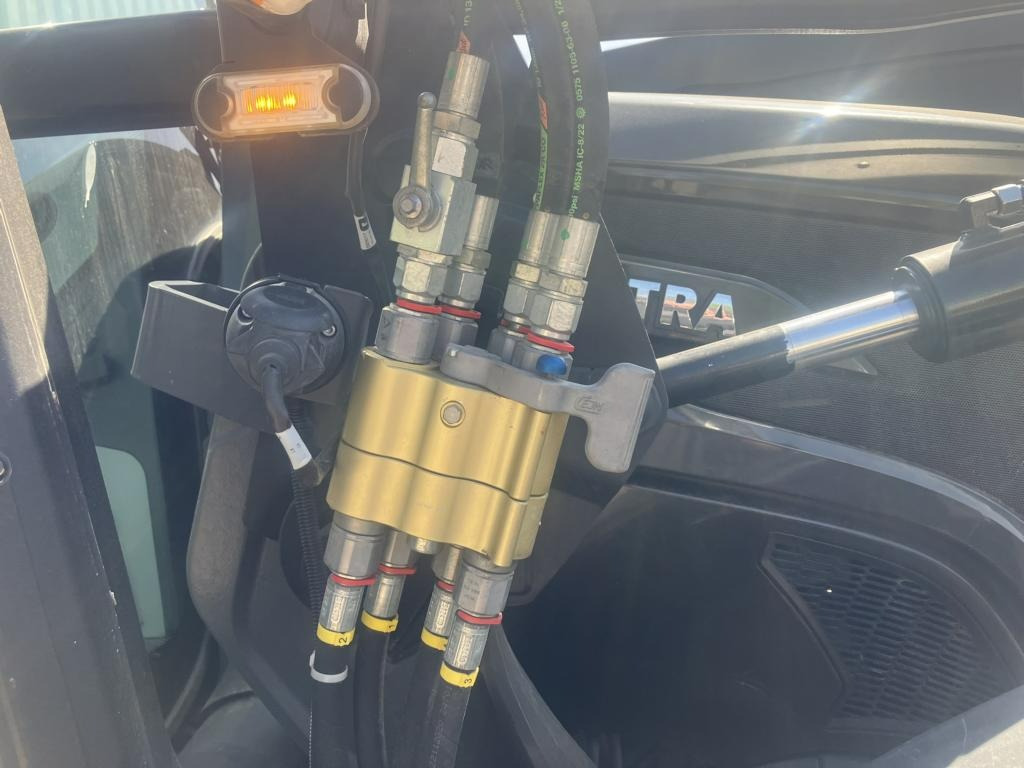 Valtra N 175 ACTIVE - Tractor: foto 3 Valtra N 175 ACTIVE - Tractor: foto 3