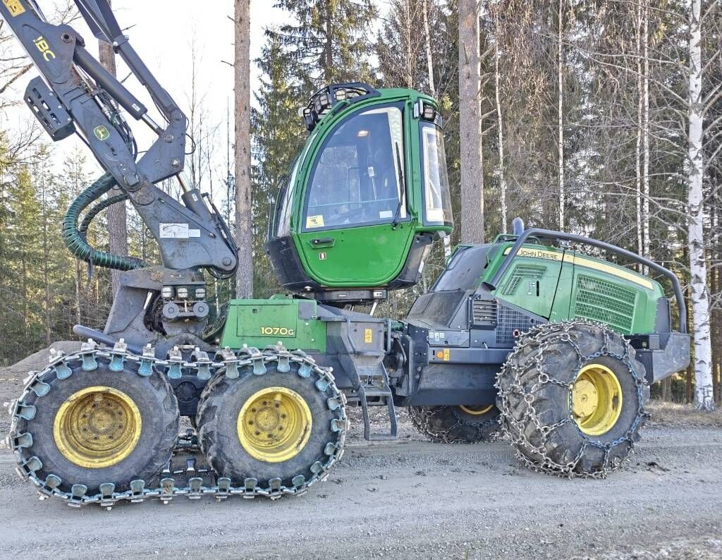 John Deere 1070 G - Procesadora forestal: foto 1 John Deere 1070 G - Procesadora forestal: foto 1
