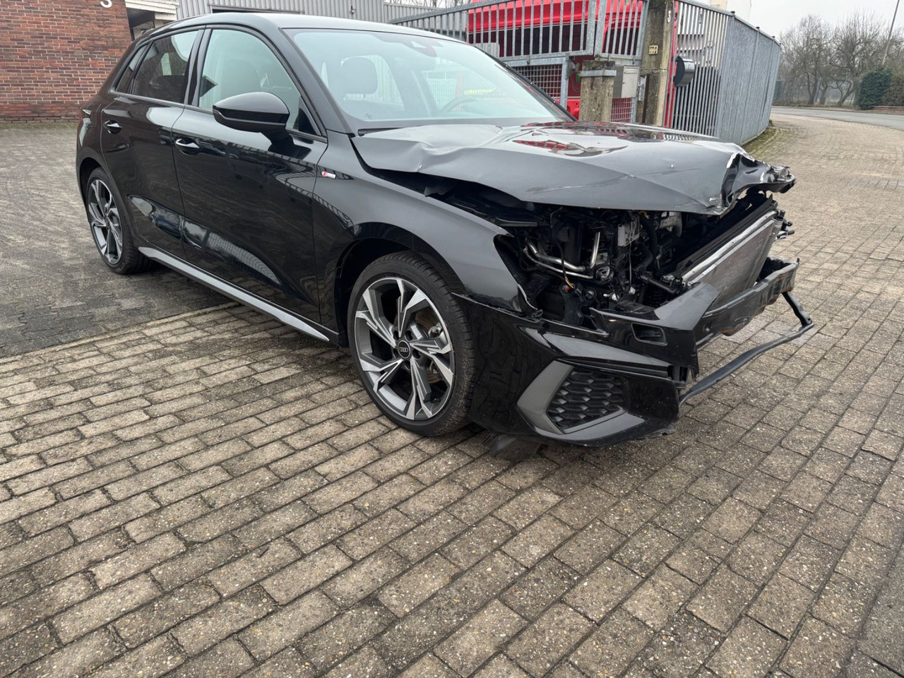 Audi A3 Sportback 35 TDI S line 32.000 KM S-TRONIC Audi A3 Sportback 35 TDI S line 32.000 KM S-TRONIC - Sedan: foto 4 Audi A3 Sportback 35 TDI S line 32.000 KM S-TRONIC Audi A3 Sportback 35 TDI S line 32.000 KM S-TRONIC - Sedan: foto 4