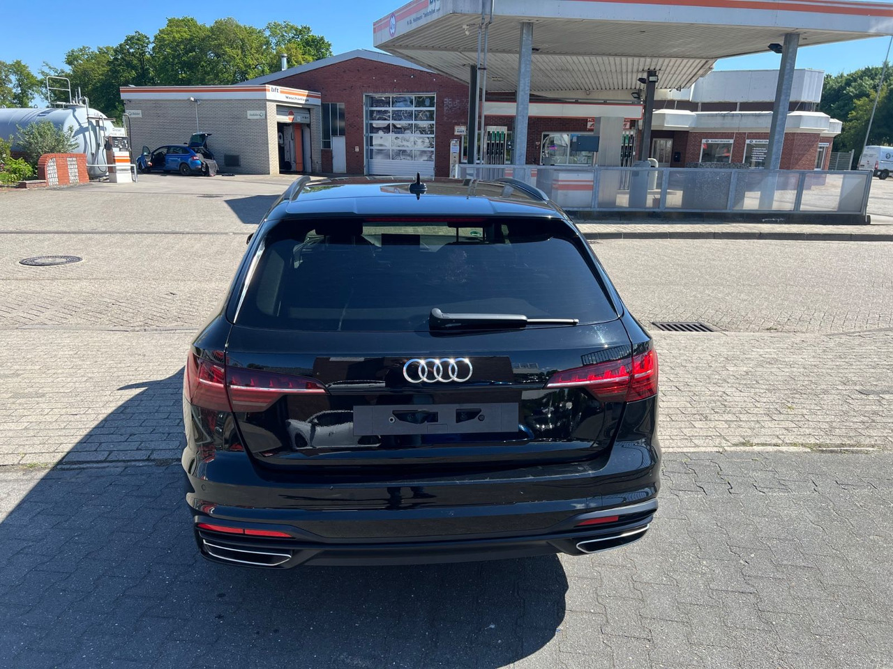 Audi A4 Avant 35 TFSI advanced Hybrid /Benzin AUTOMAT - Coche: foto 4 Audi A4 Avant 35 TFSI advanced Hybrid /Benzin AUTOMAT - Coche: foto 4