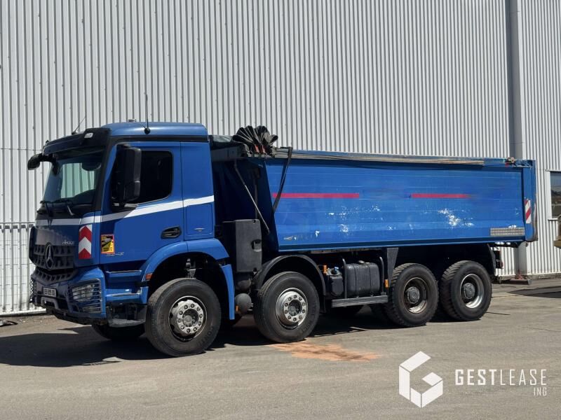 Mercedes Arocs 3243 K - Volquete camión: foto 1 Mercedes Arocs 3243 K - Volquete camión: foto 1