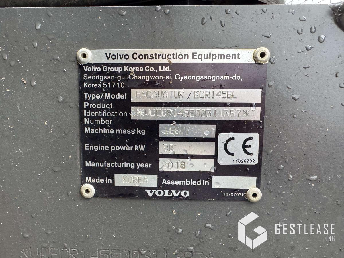Excavadora de cadenas Volvo ECR145 EL: foto 8