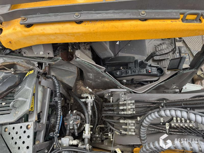 Excavadora de cadenas Volvo ECR145 EL: foto 15