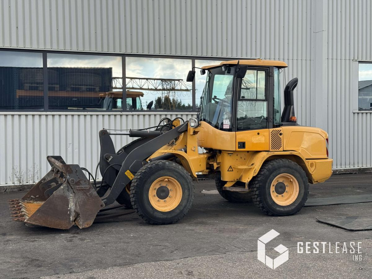 Volvo L30G - Cargadora de ruedas: foto 1 Volvo L30G - Cargadora de ruedas: foto 1